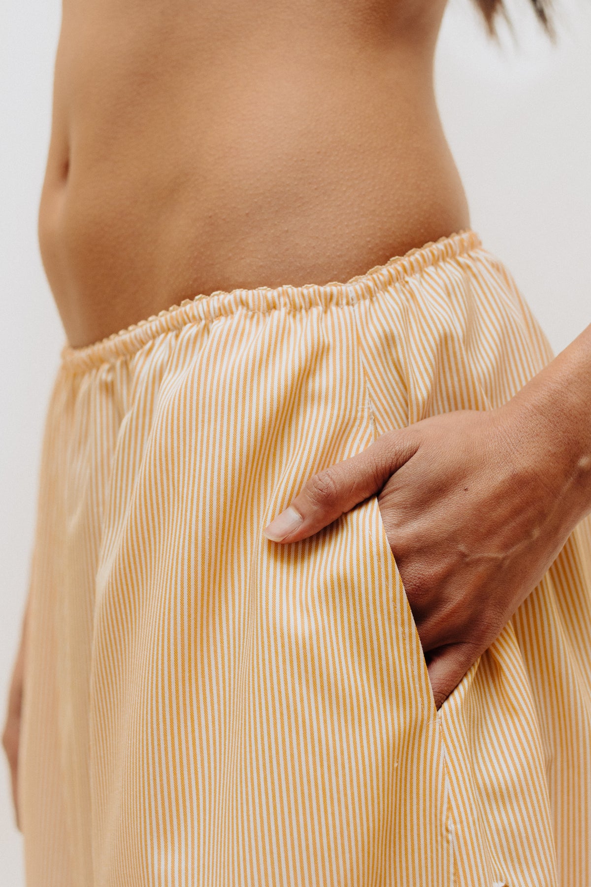 Pant Aura